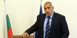 България очаква днес решението на Борисов за Оставка. Палатковия лагер се премести, за да му даде знак да побърза