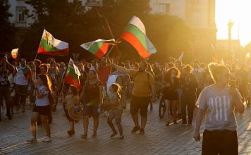 Ден 66: Президентът Радев отново подкрепи протестите