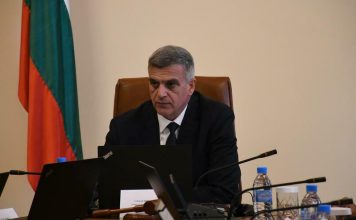 Държавата на нокти заради широкия обхват на санкциите на САЩ, Янев свиква Съвета по сигурността
