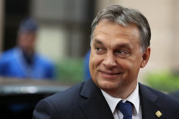  Унгария се похвали с нов договор с "Газпром" за газ, който ще идва от България