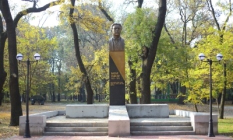 Правят нов паметник на Левски