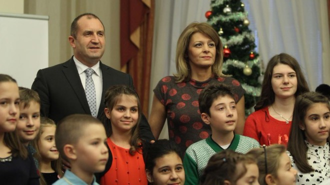 Президентът Румен Радев и съпругата му ще присъстват на "Българската Коледа"