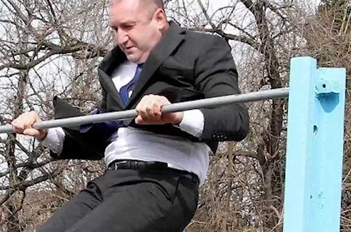 Как висилката на Радев уби легендата за мъжагата Борисов