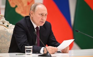 Кремъл за сетен път опроверга спекулациите за Путин: Не е болен, няма двойници и не се крие в бункер